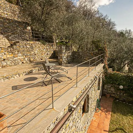 Homes In Genoa - Charming Villa Rapallo