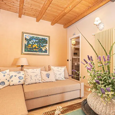 Homes In Genoa - Charming *