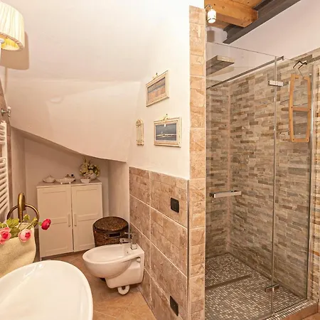 فيلة Homes In Genoa - Charming *