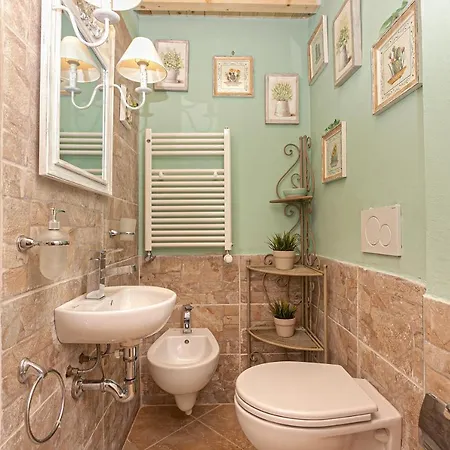فيلة Homes In Genoa - Charming *
