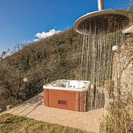Homes In Genoa - Charming فيلة