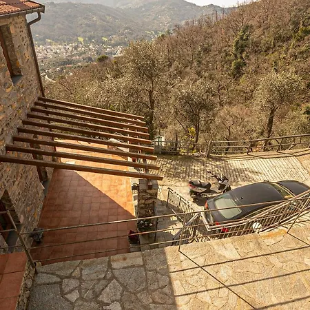 Homes In Genoa - Charming راباللو