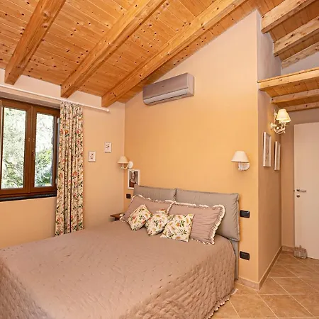 Homes In Genoa - Charming راباللو