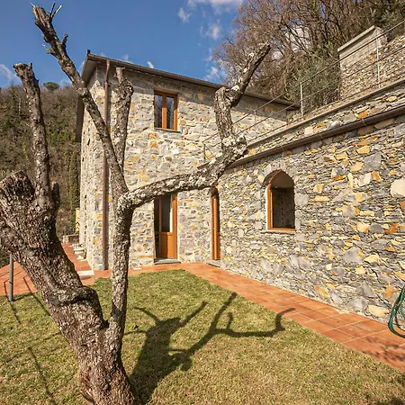فيلة Homes In Genoa - Charming *