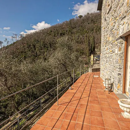 Homes In Genoa - Charming راباللو
